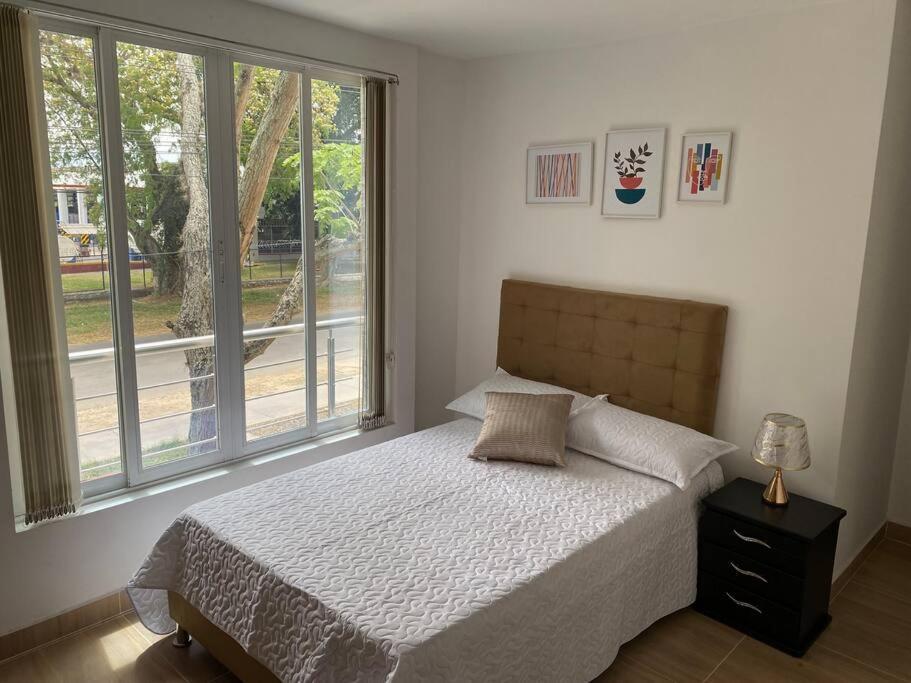 Lindo Apartamento Con Estacionamiento Buga Εξωτερικό φωτογραφία